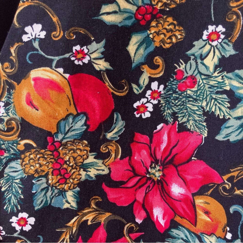 Vintage Boho Vest Novelty Christmas Holiday Floral Medium Black Red Cottagecore - Picture 8 of 16